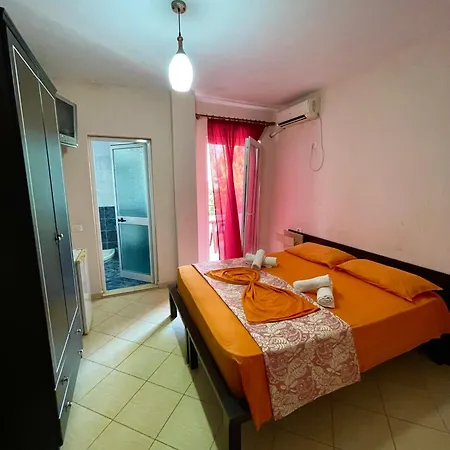 Hotel Kiara *